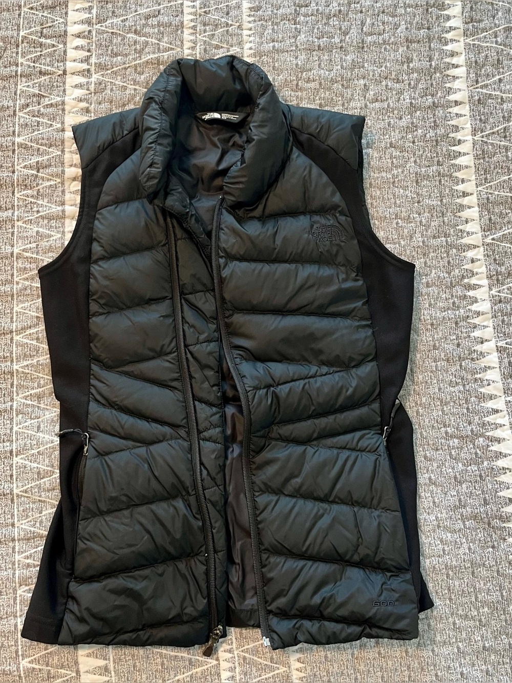 The North Face Hybrid 600 Fill Down Vest Black Quilted Fleece Panels Size Small
